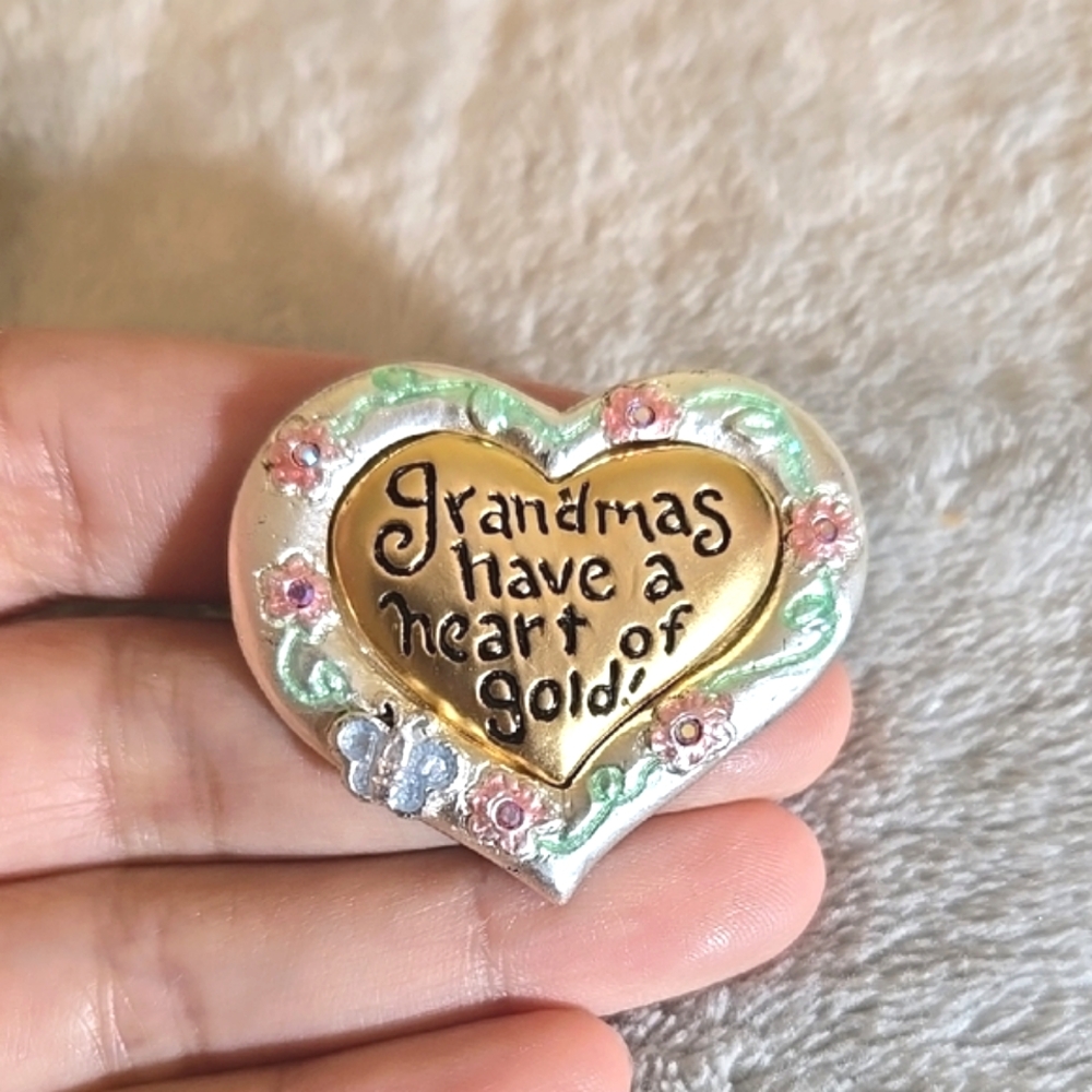 #130 Heart-Shaped Plaque with Gold Accent Brooch - Picture 4 of 4